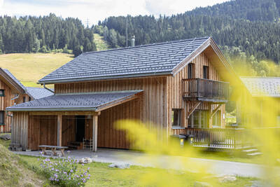 Ferienhaus mit Veranda und Balkon im Alps Resorts Feriendorf Murau