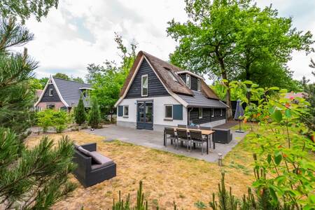 Ein freistehendes Ferienhaus mit großem Garten im Ferienpark EuroParcs De Hooge Veluwe