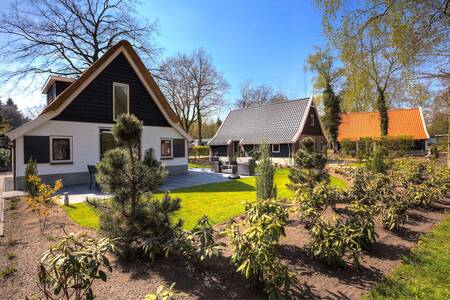 Freistehende Ferienhäuser mit großem Garten im Ferienpark EuroParcs De Hooge Veluwe