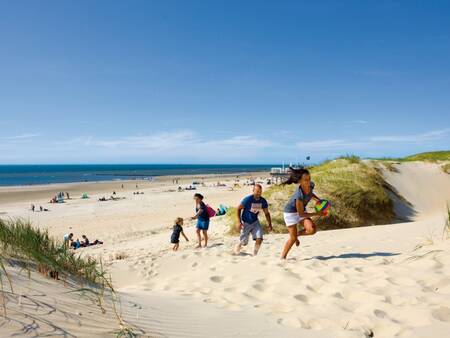 Genießen Sie Strand, Meer und Dünen im Ferienpark Landal Beach Resort Ooghduyne