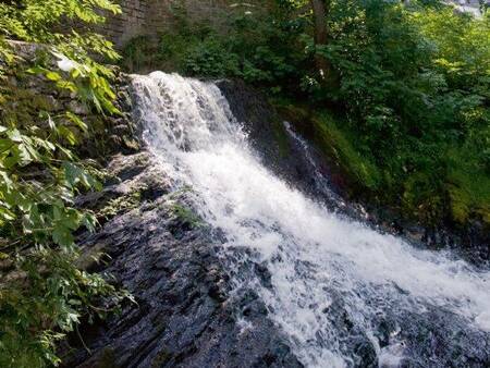 Die Wasserfälle von Coo befinden sich in der Nähe des Ferienparks Landal Village les Gottales